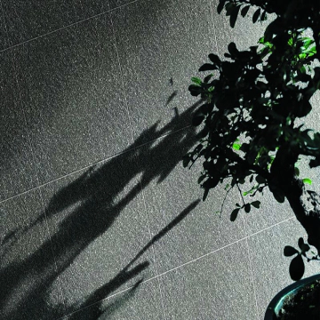 What are the tips for selecting ceramic tiles?
